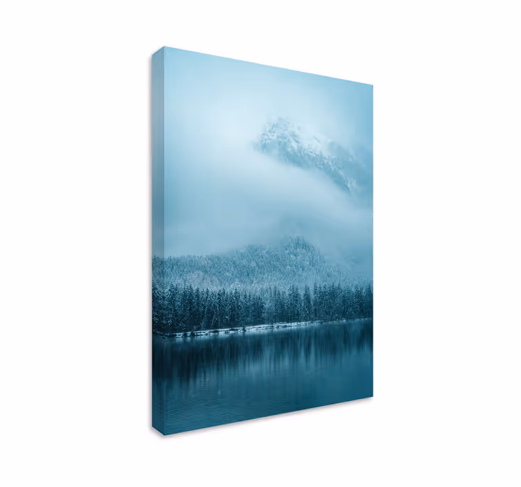 Cuadro paisajes reflejo en montaña nublada - TenVinilo