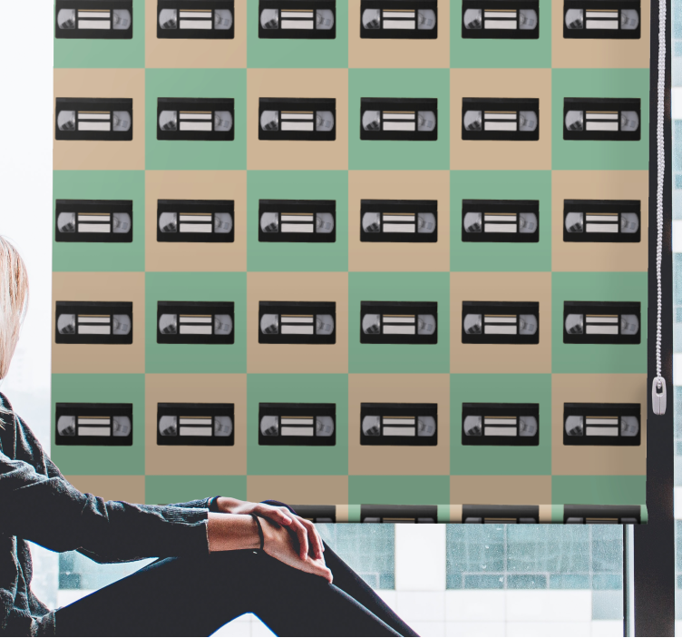 Persiana enrollable vintage patrón de cinta retro - TenVinilo