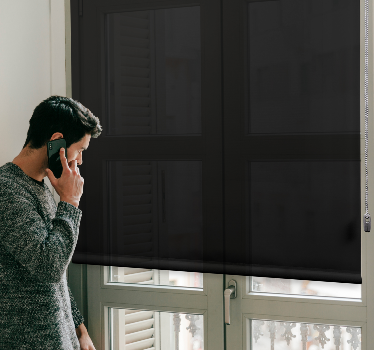 Persiana enrollable negra apagón simple - TenVinilo