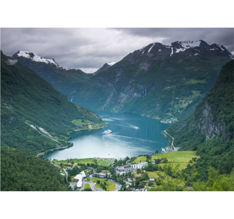 Fotomural ciudad Geirangerfjord noruega - TenVinilo