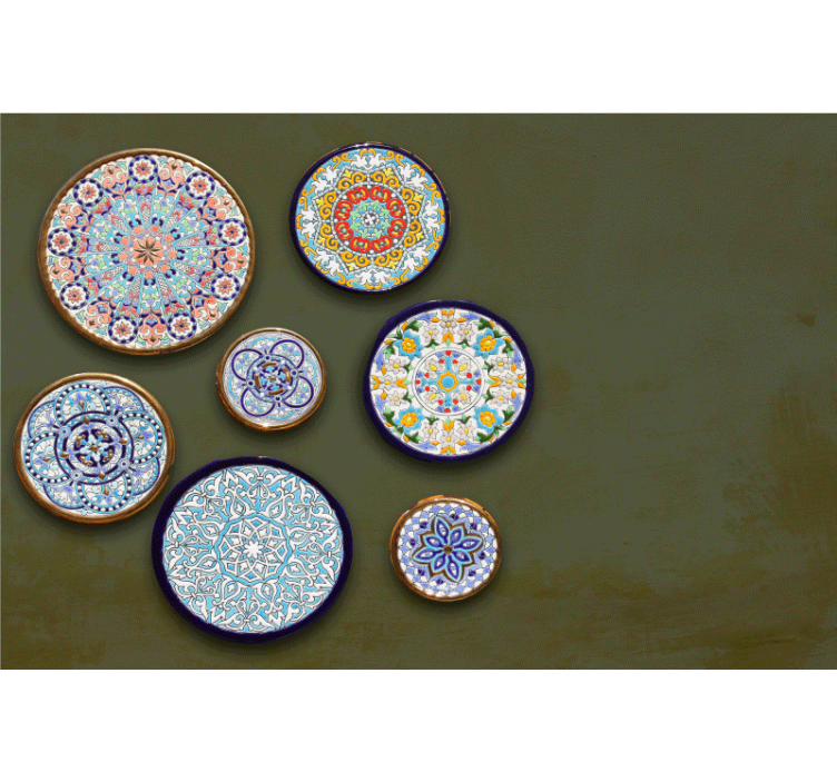 Mural de animales con patrones circulares intrincados - TenVinilo