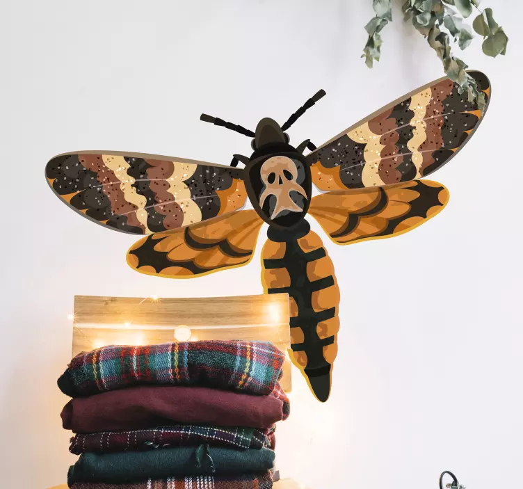 Vinilo insecto diseño intrincado de polilla - TenVinilo
