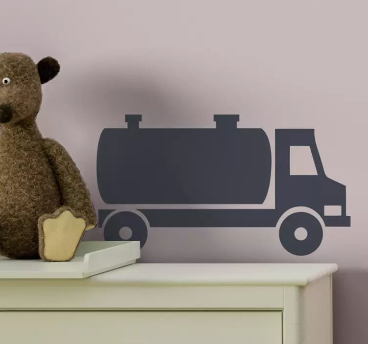 Vinilo infantil camión cisterna de petróleo - TenVinilo