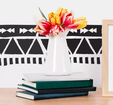 Cenefa adhesiva y decorativa con triángulos - TenVinilo