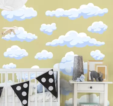 Vinilo infantil nubes dibujadas - TenVinilo