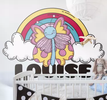 Vinilo bebé arcoíris con mariposa y nombre - TenVinilo