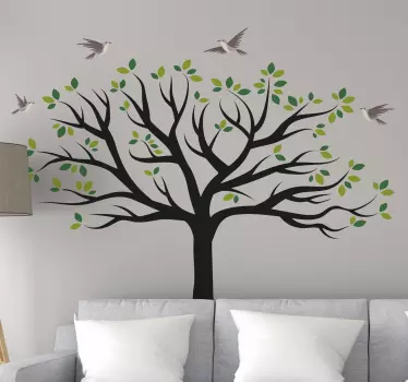 Vinilo de árbol Pájaros volando sobre el árbol verde - TenVinilo