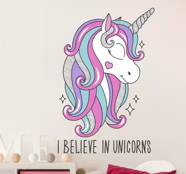 Vinilo decorativo cuento infantil de Unicornio animado - TenVinilo