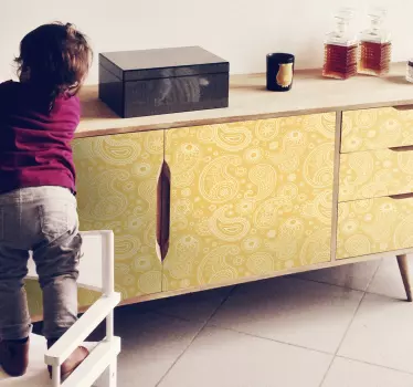 Vinilo muebles paisley amarillo - TenVinilo