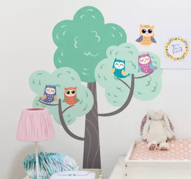 Vinilo pared infantil Árbol de búhos colorido - TenVinilo