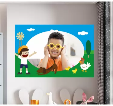 Vinilo pared infantil escena de granja divertida - TenVinilo
