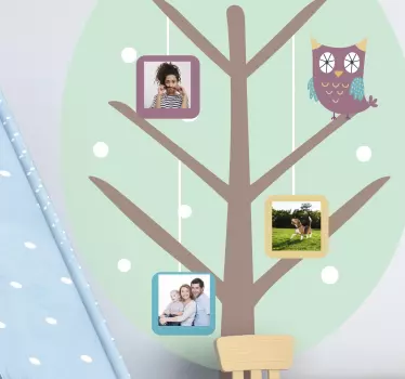 Vinilo pared infantil lindo árbol de búhos - TenVinilo