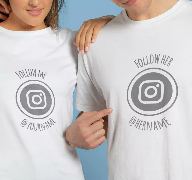 Camisetas parejas sígueme síguela con nombre - TenVinilo