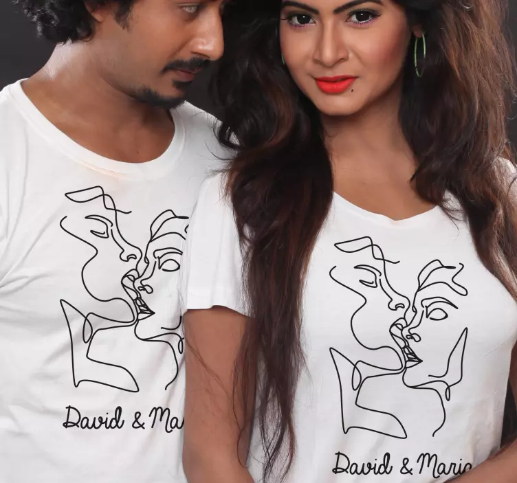 Camisetas con nombre Pareja de arte lineal - TenVinilo
