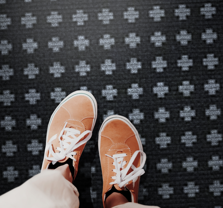 Alfombra vinílica minimalista diseño de cruces entrelazados - TenVinilo