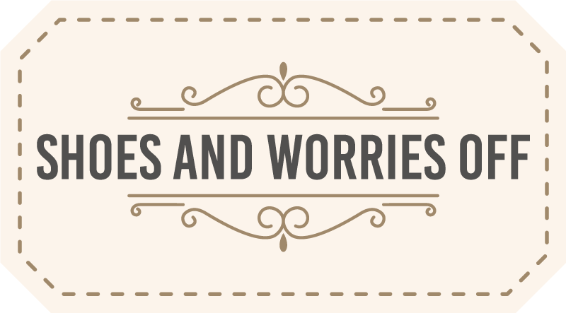 Alfombra vinílica con frase preocupaciones por los zapatos - TenVinilo